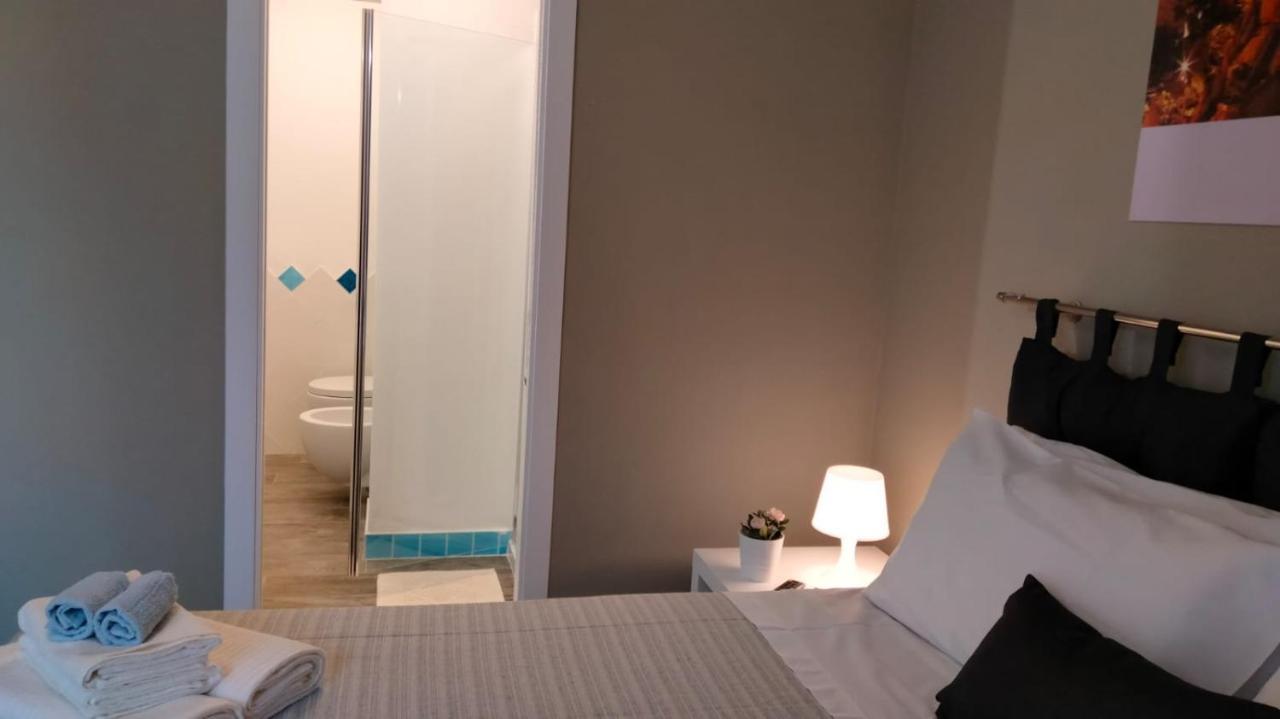 Momhouse - Appartamento - Κάλιαρι Εξωτερικό φωτογραφία